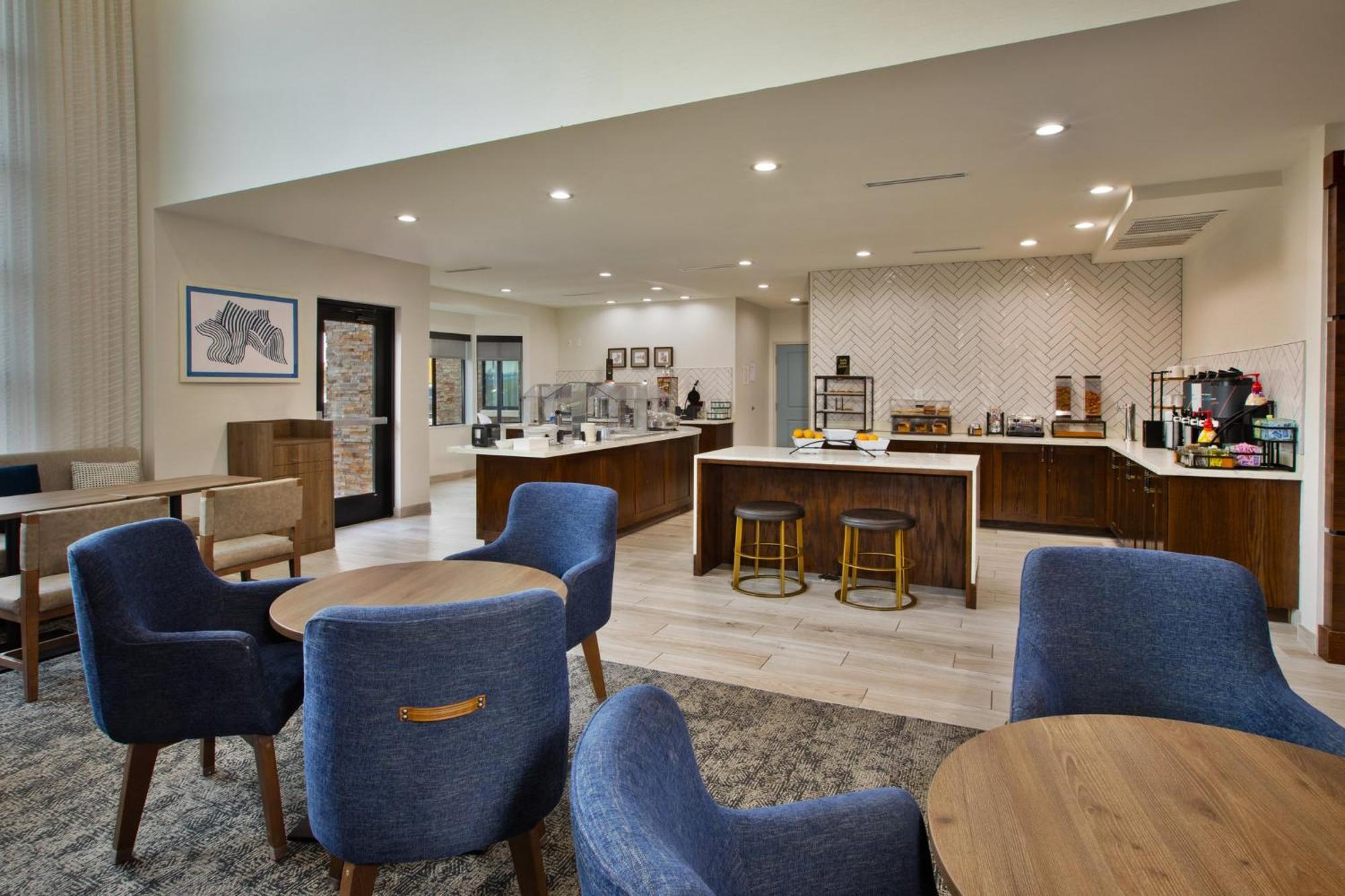 Staybridge Suites - Ames By Ihg Exterior foto