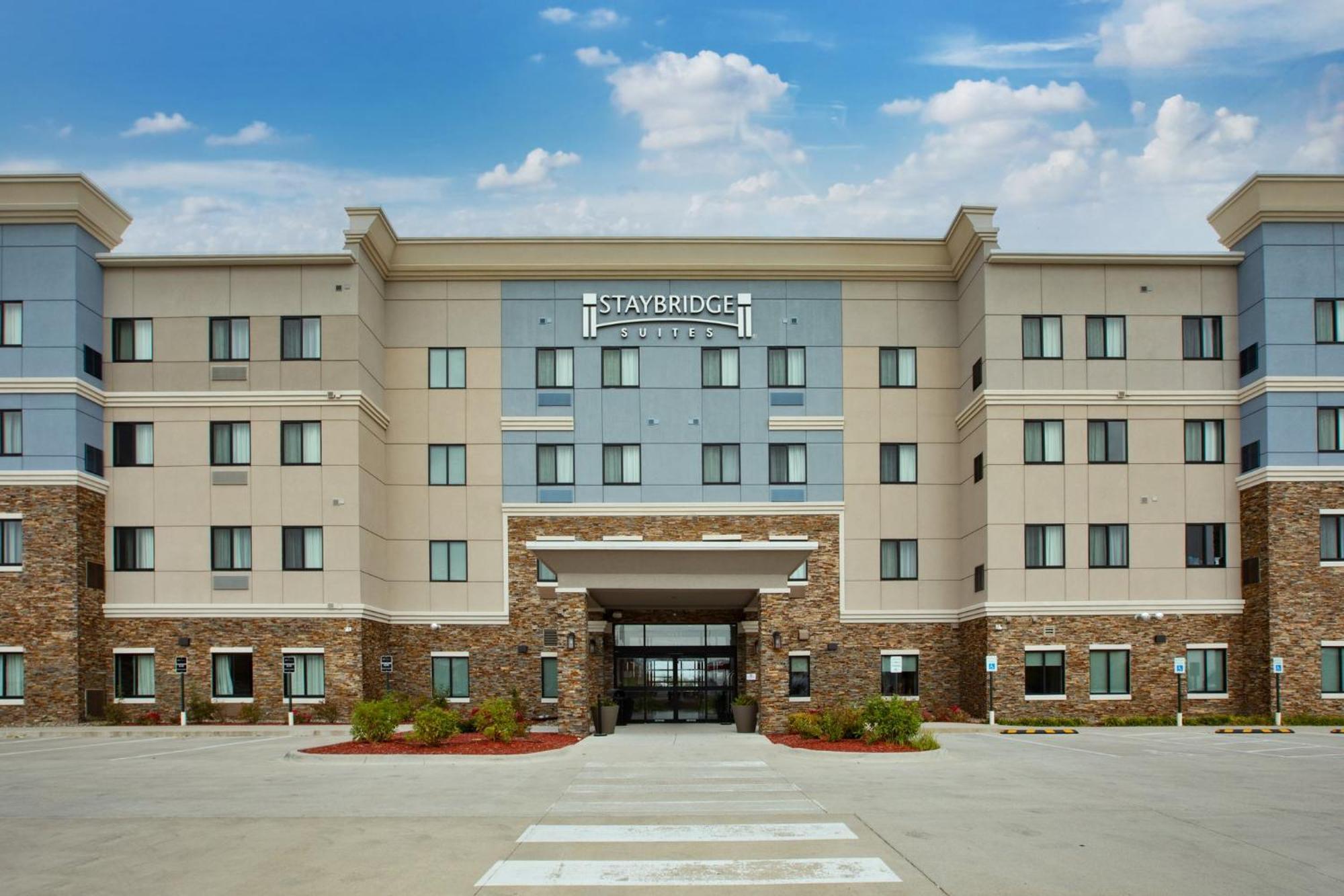 Staybridge Suites - Ames By Ihg Exterior foto